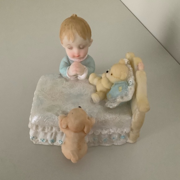 Vintage ADELINE COLLECTION Ceramic Praying Boy & Girl Kneeling Figurines X2 NEW - Picture 13 of 15